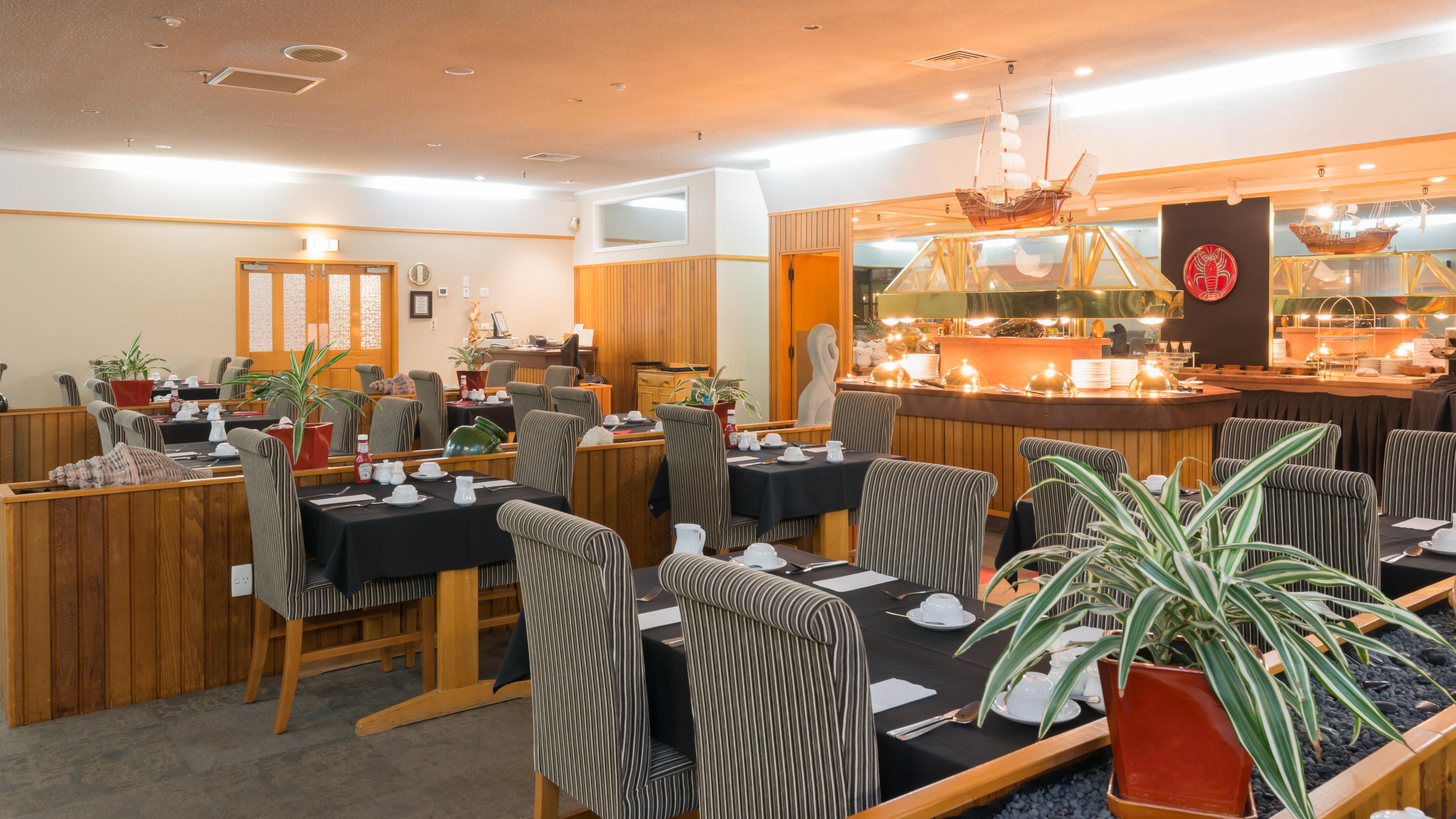 Distinction & Conference Centre 4*