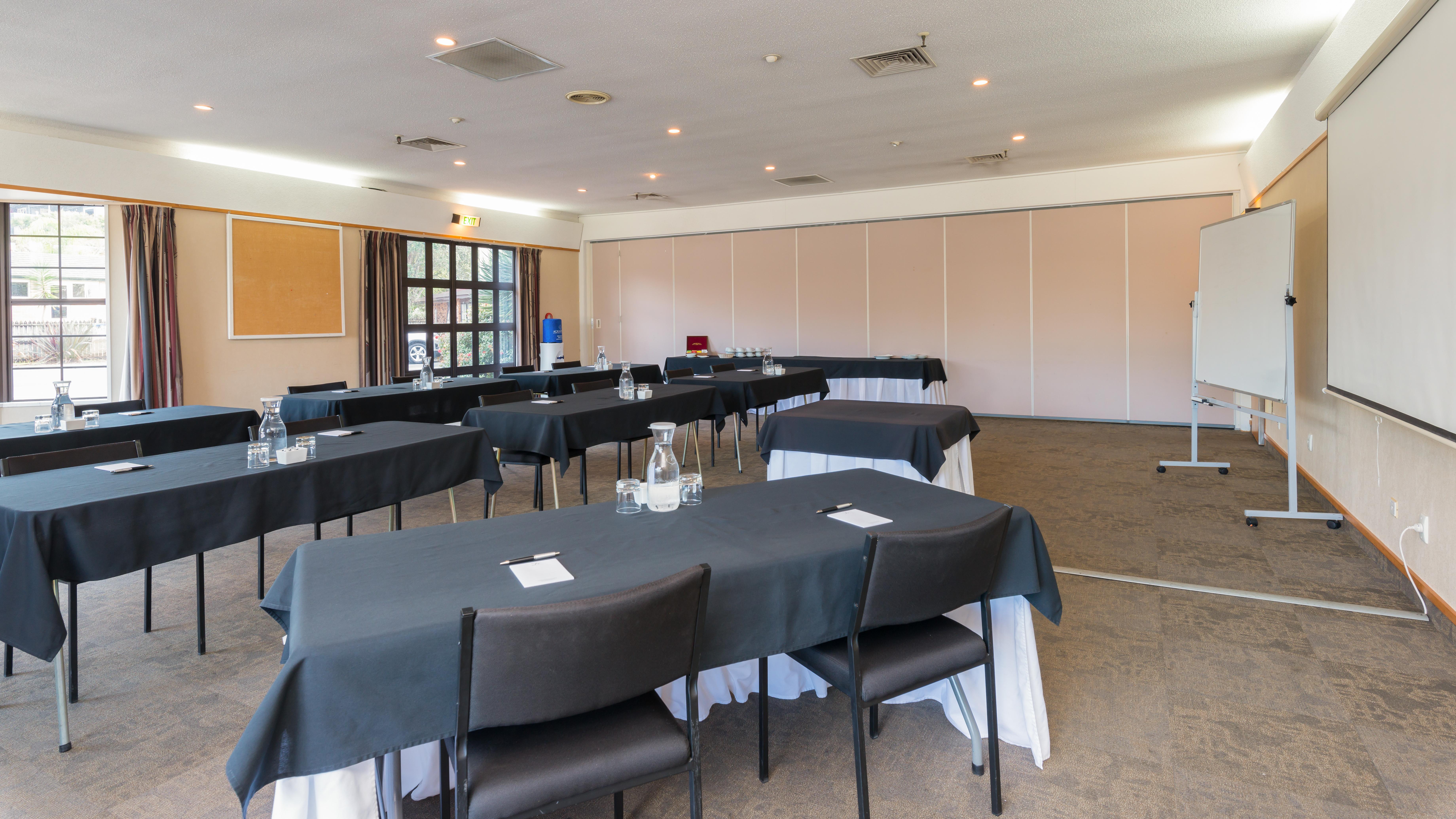 Distinction & Conference Centre 4*