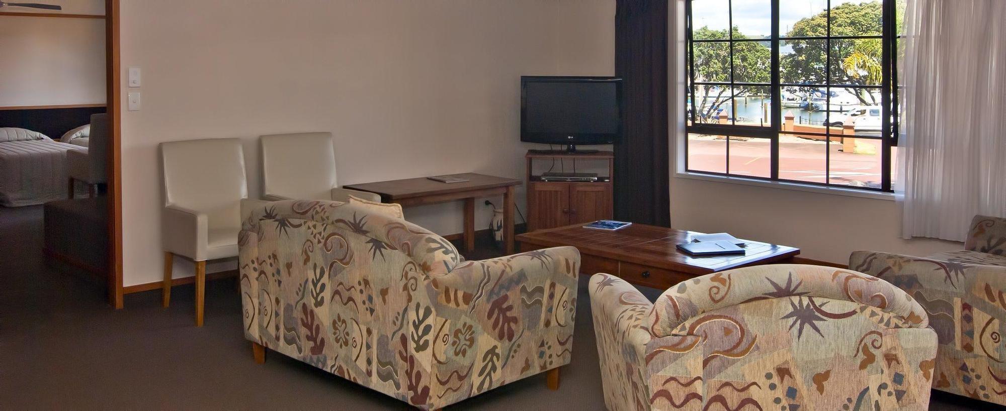 Distinction & Conference Centre Hotel
