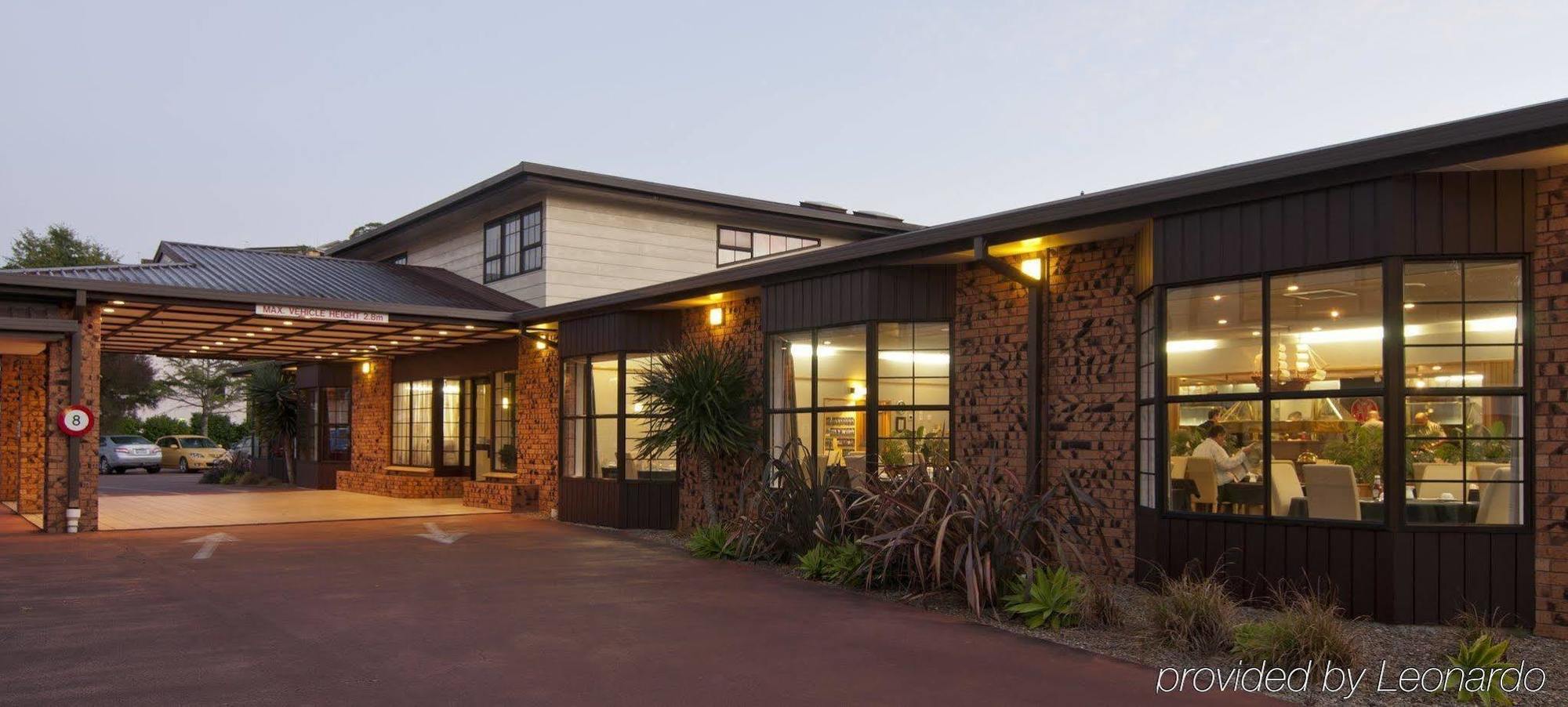 Hotel Distinction & Conference Centre